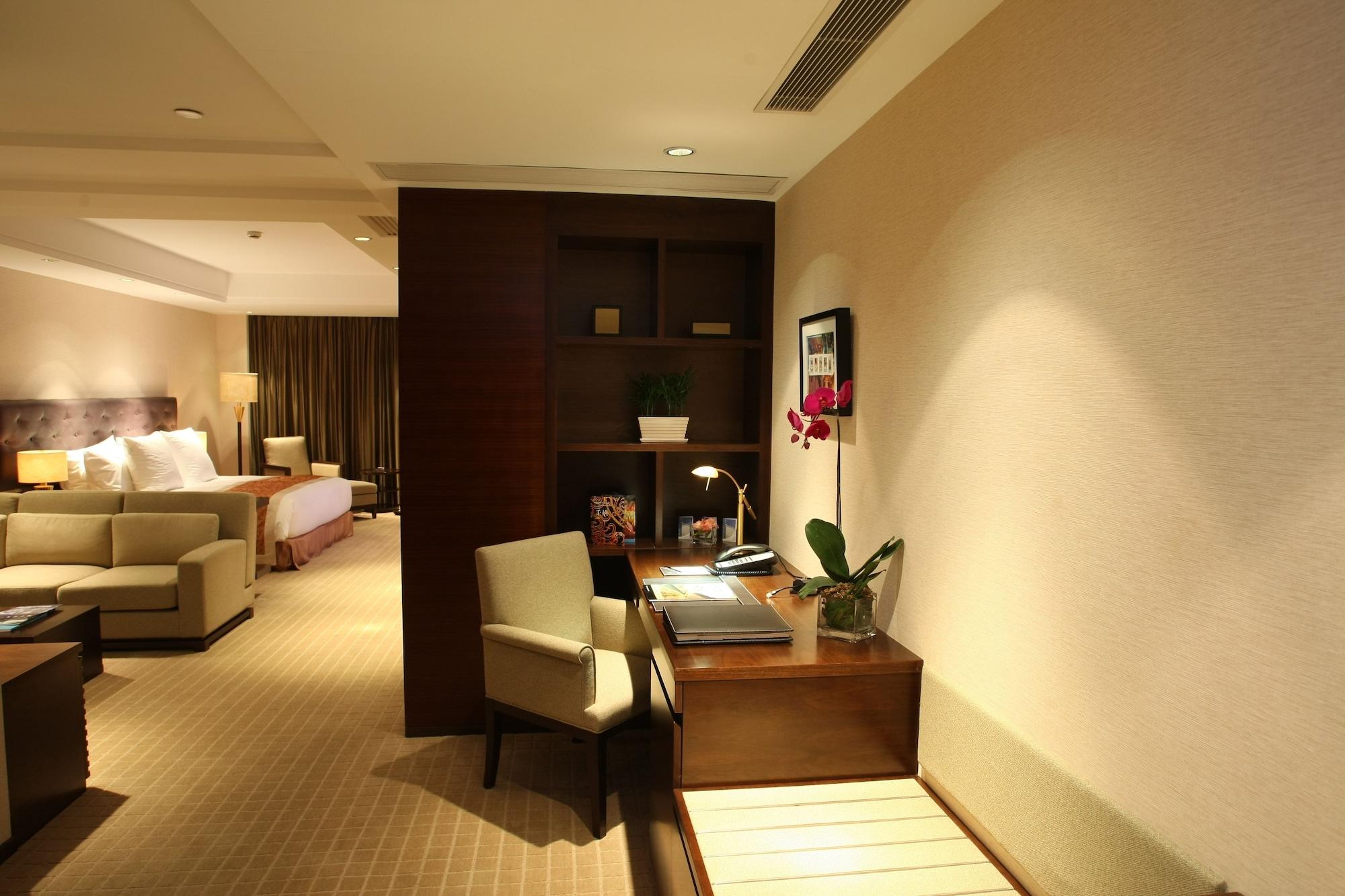 Millennium Hotel Wuxi Wuxi  Exteriör bild